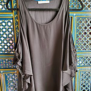 Born In December Silk Charcoal Cold Shoulder Grommet Bat Wing Blouse Women's M